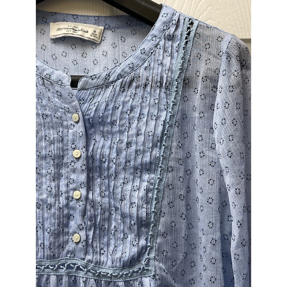 Abercrombie & Fitch Women's Medium Light Blue Tunic Gauze Peasant Button Bib